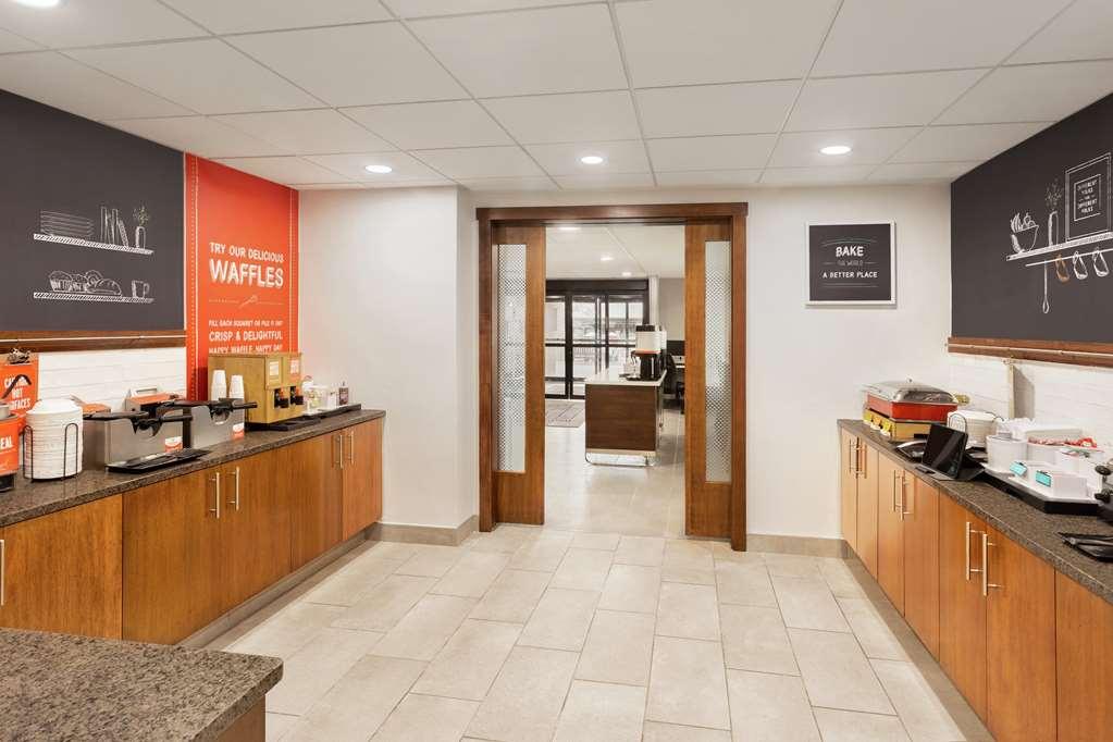 Hampton Inn Milwaukee Brookfield Bagian luar foto