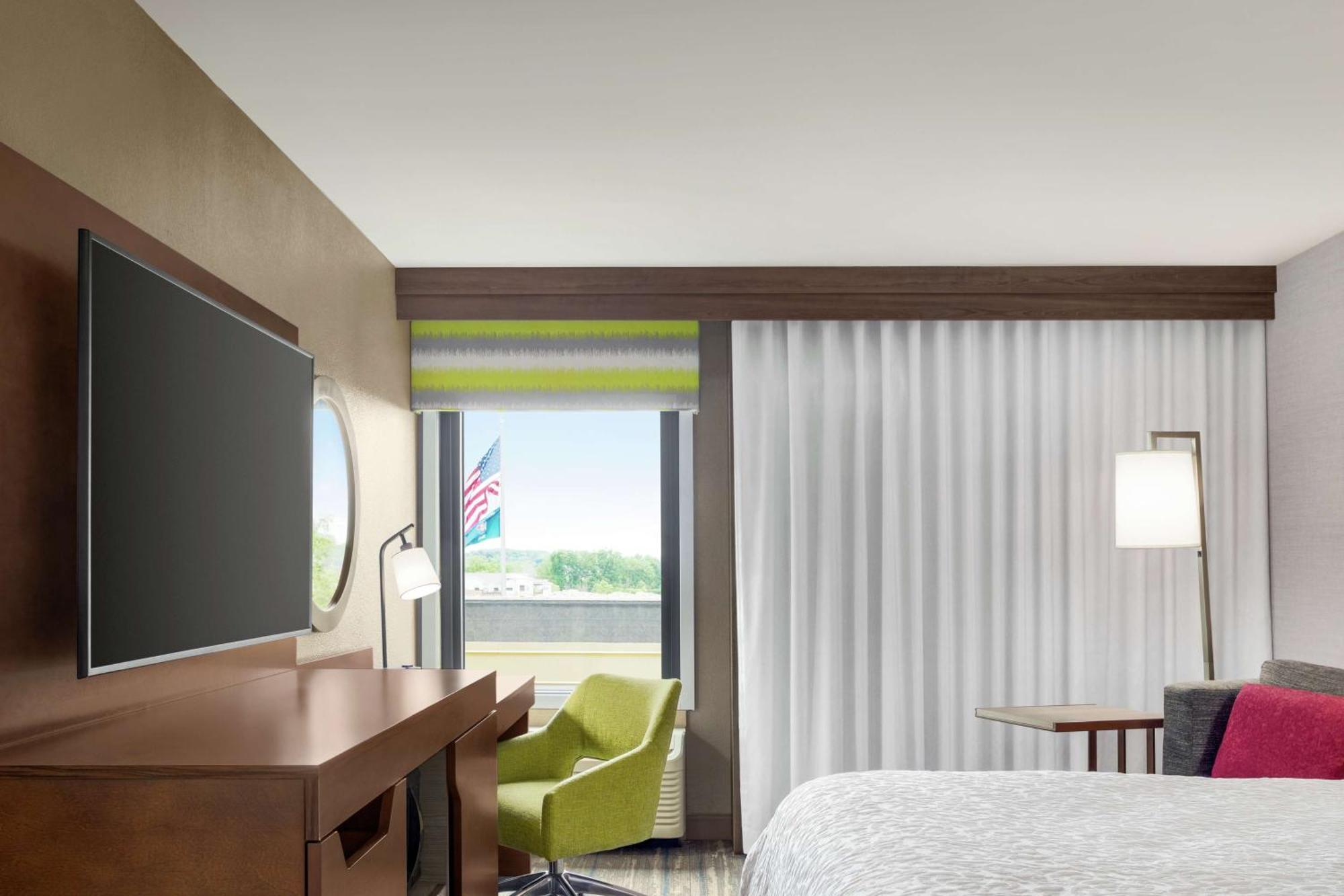 Hampton Inn Milwaukee Brookfield Bagian luar foto