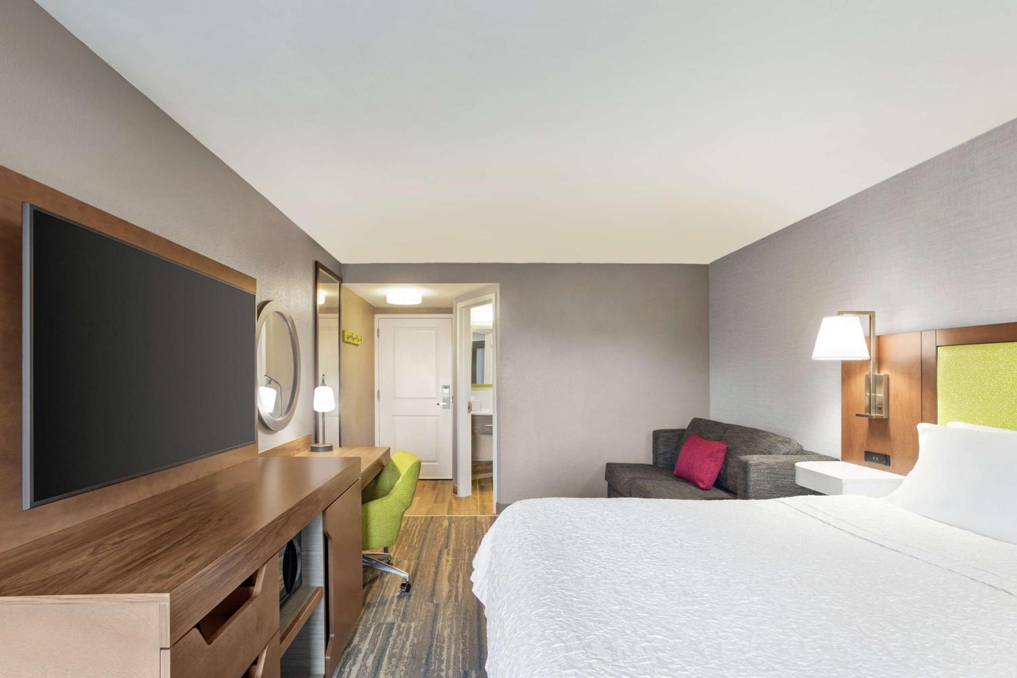 Hampton Inn Milwaukee Brookfield Bagian luar foto