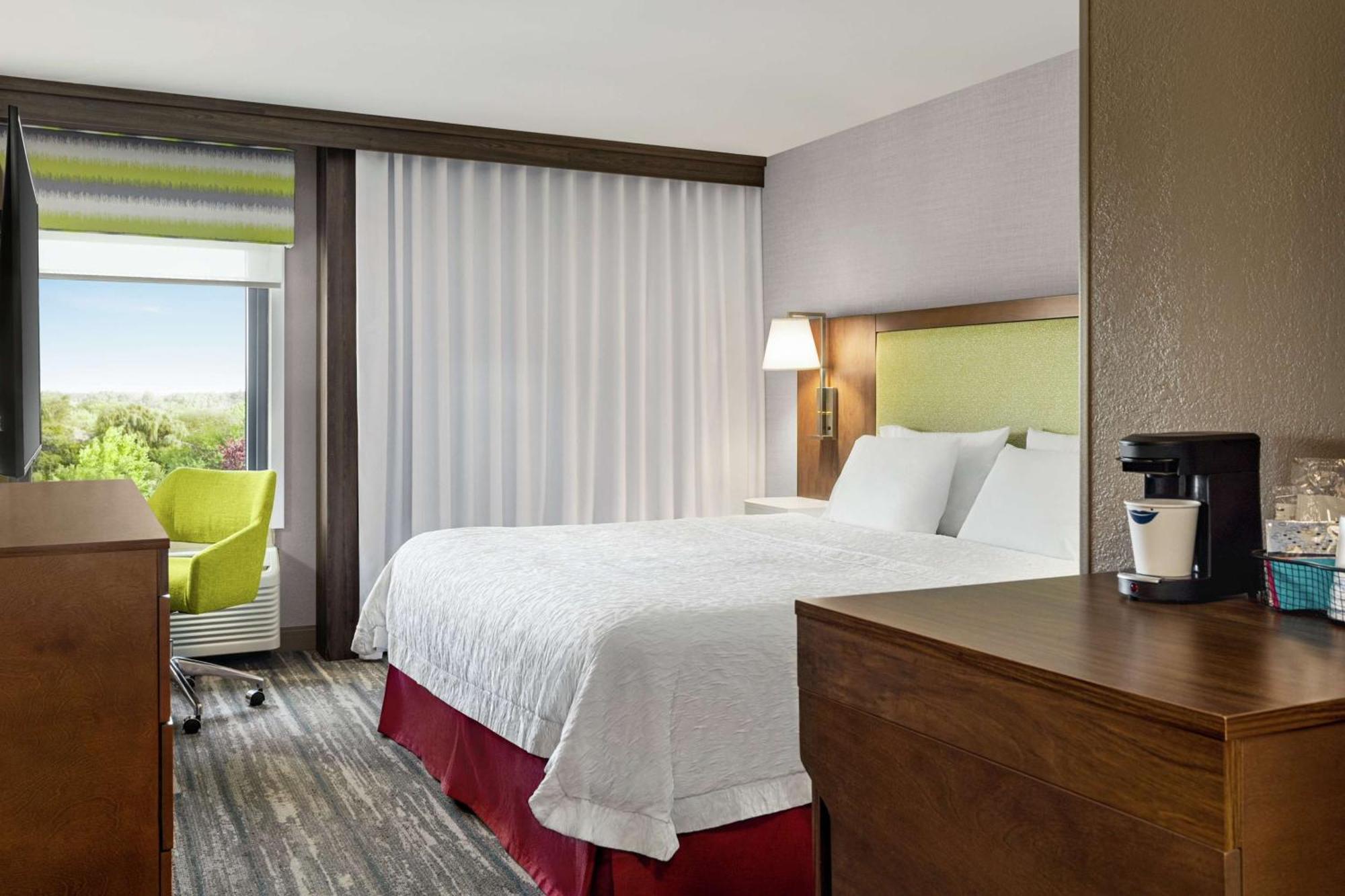 Hampton Inn Milwaukee Brookfield Bagian luar foto