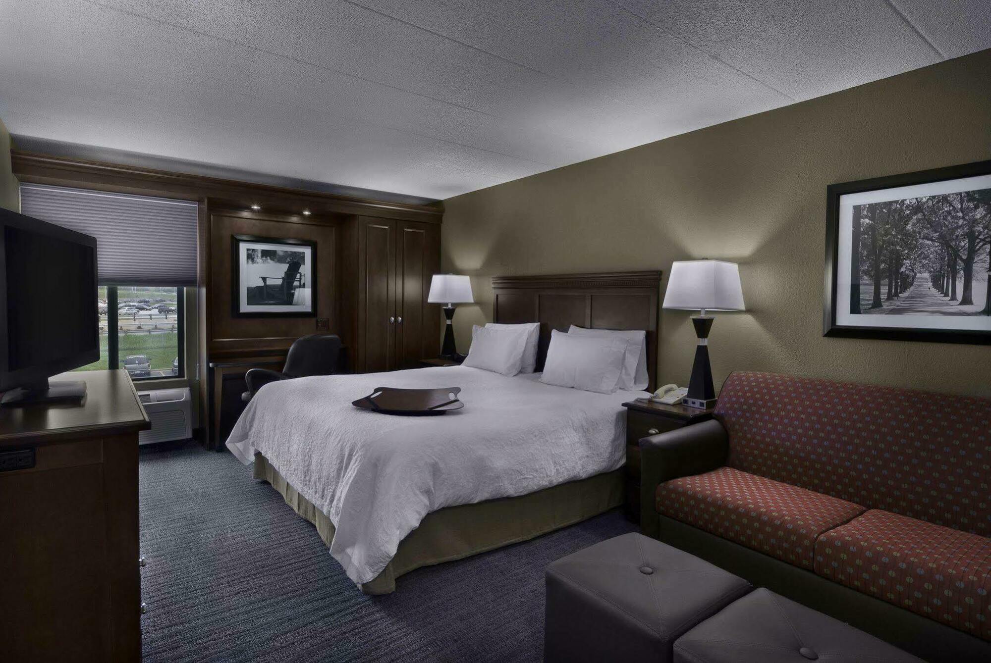 Hampton Inn Milwaukee Brookfield Bagian luar foto